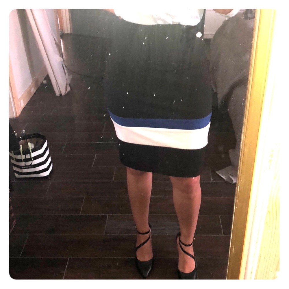 Women’s skirt size 6